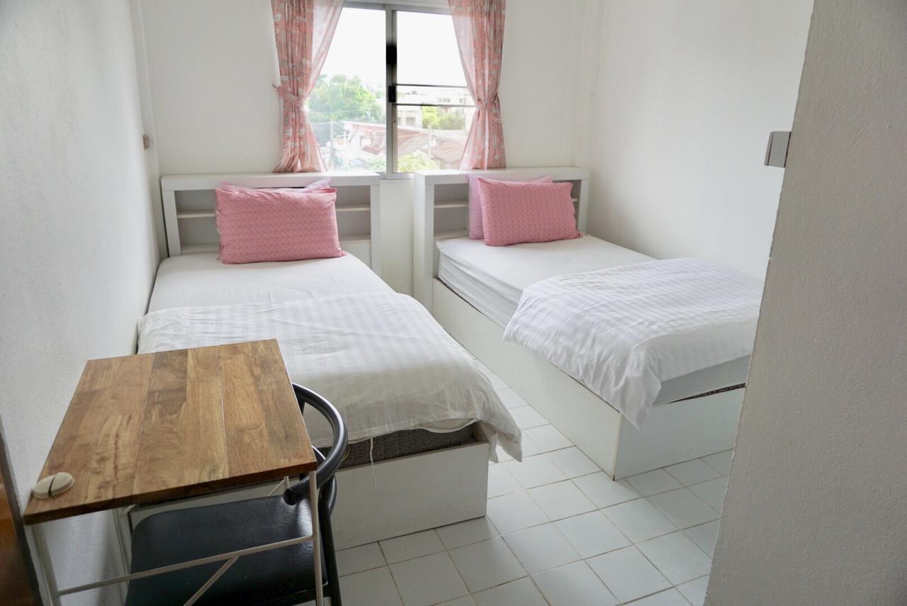 Tourist Inn Chiang Rai Bagian luar foto
